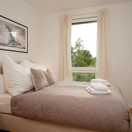 بيت للعطل Wohnkultur - Fuer 10 Mit Garten, Parkplatz, 5 Schlafzimmer فيسلوخ