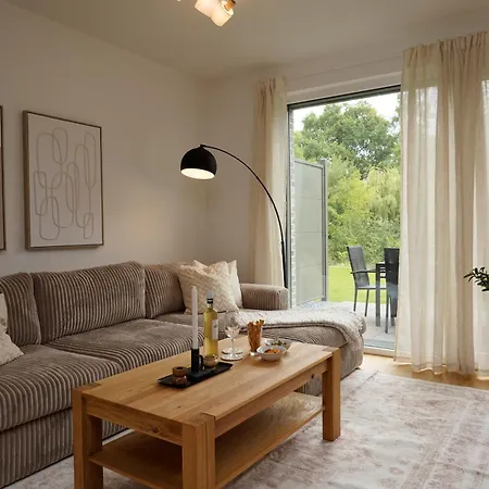 Wohnkultur - Fuer 10 Mit Garten, Parkplatz, 5 Schlafzimmer بيت للعطل